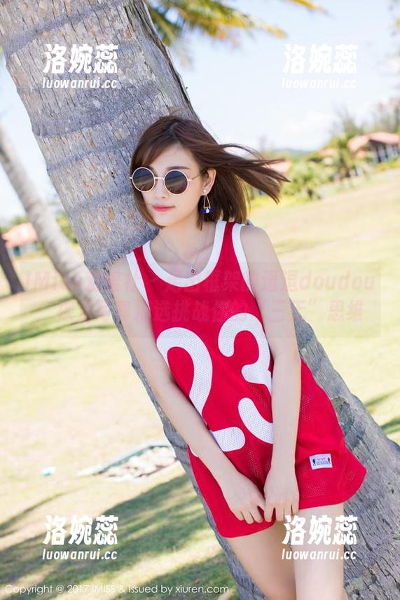 IMiss爱蜜社 - 走出框架的逗逗doudou：裸足写真精选挑战你的“三无”思维