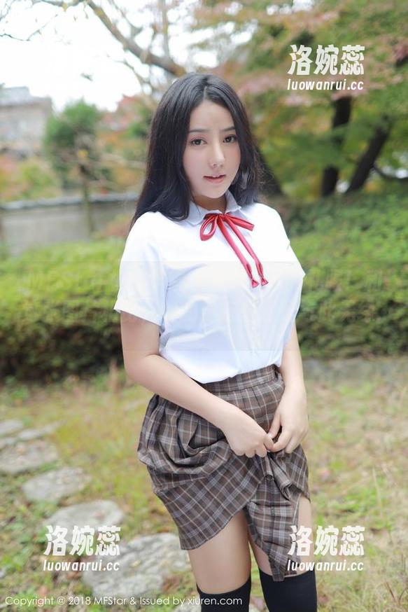 MFStar模范学院 - 唐琪儿il的礼服！和这张图片相比，我的穿搭居然是与此无缘...