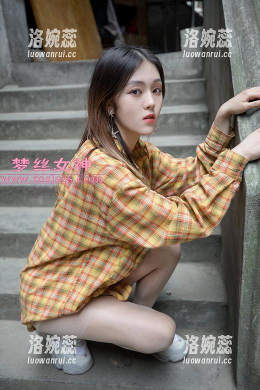 MSLASS梦丝女神-丝丝 MSLASS梦丝女神 - 丝丝的小奶喵来了!最新合集,保证你一天的疲惫如风而去!