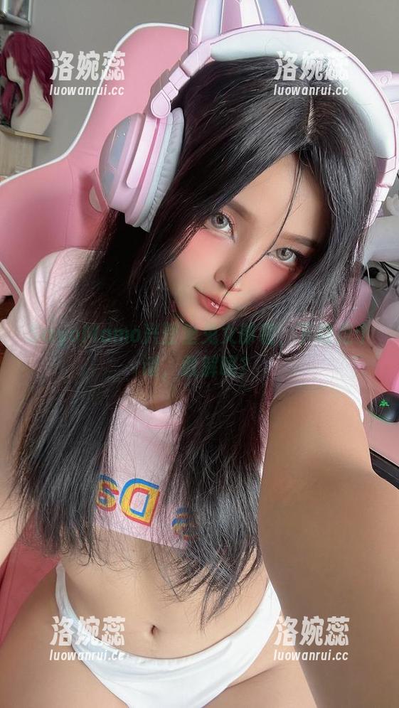 SayoMomo兴登堡兔女郎装，下载是个谜，敢解吗？
