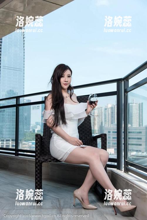 TGOD推女神 - 婕西儿jessie的私拍图包，白丝定制，连空气都透出丝滑感！