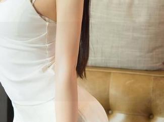 UGirls尤果网 - 欣杨Kitty那个女王啊，高清作品集一出来，顿时增强了我对身份的迷惑……
