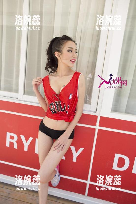 UGirls尤果网 - 轻松获取在线资源，王语纯的女王造型让人百看不厌！