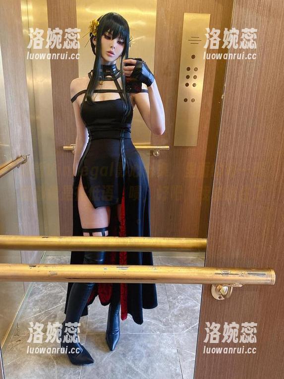 观看Vinnegal影心合集，里面的每一张图都像是在低语，啧，好吧，我被迷住了。