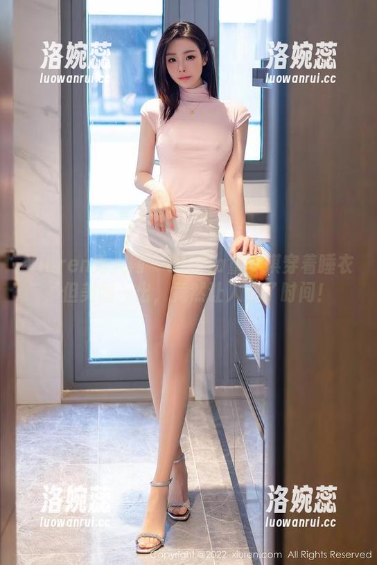 Xiuren秀人网 - Olivia童安琪穿着睡衣，但美图一出，竟然让人忘了时间！