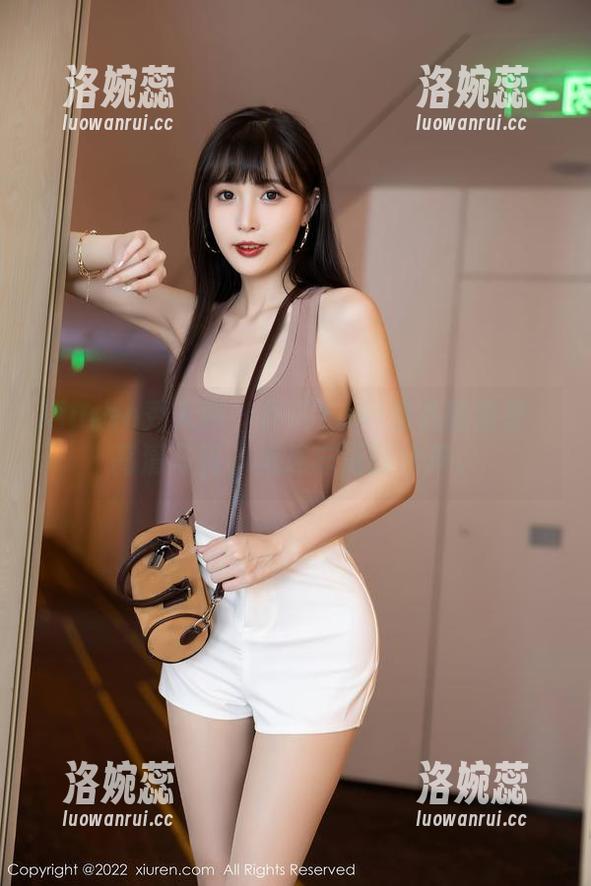 Xiuren秀人网 - 尽在Yuki鱼儿的浴室：高清写真，流连忘返的水声。