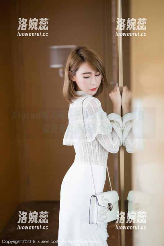 Xiuren秀人网-千夜未来 Xiuren秀人网 - 千夜未来的修女图包,谁说修女不能有个性?
