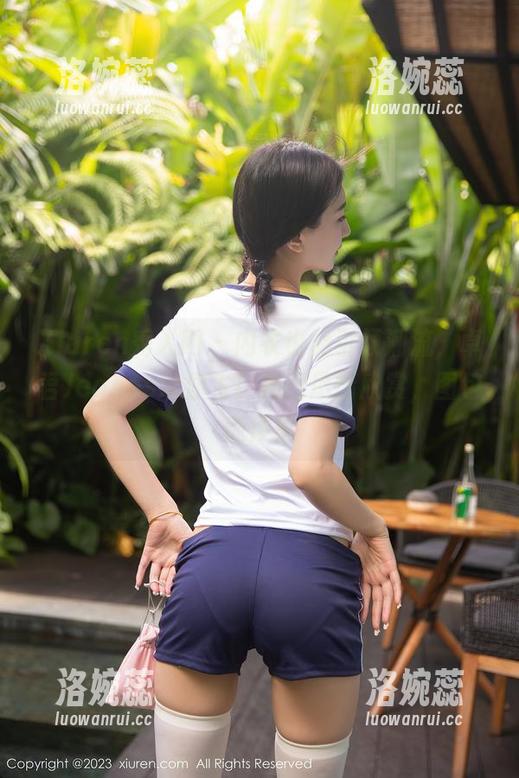 Xiuren秀人网-卓君Jeanes Xiuren秀人网 - 内衣也能引领潮流,卓君Jeanes带你飞!美图尽情欣赏,图包随便拿