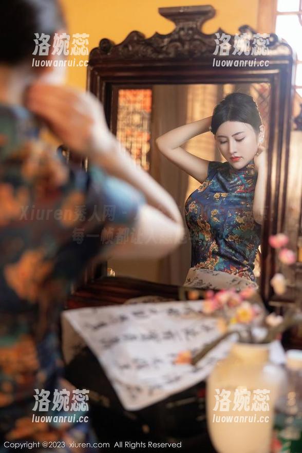 Xiuren秀人网-大美媚京 Xiuren秀人网 - JK合集中的大美媚京:每一帧都让人想起毕业!
