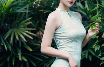 Xiuren秀人网 - 江淑影river的婚纱图集，真心让人替她捏一把汗