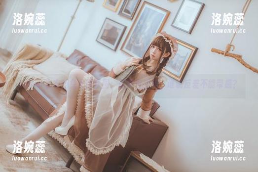 coser衣衣的兔女郎套图：恶毒但甜美，谁说反差不能带感？