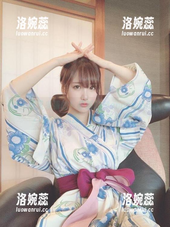 けん研又来狠的！最新的MonochromeZipper美图，反差感满分！