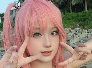 私拍大作战！七七娜娜子的图片里藏着数学题吗？