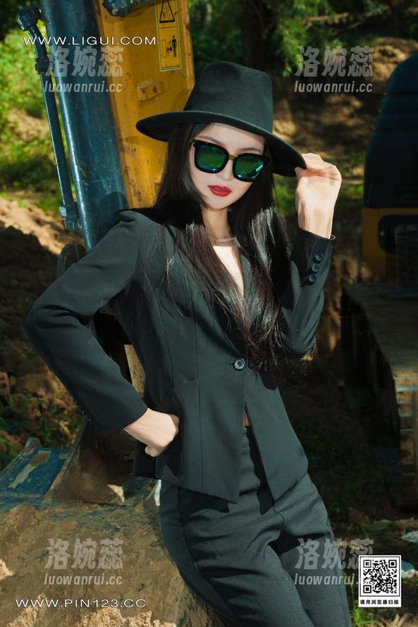 丽柜 - 文芮的制服图集：无圣光，一整天都在“制服”我的眼睛！