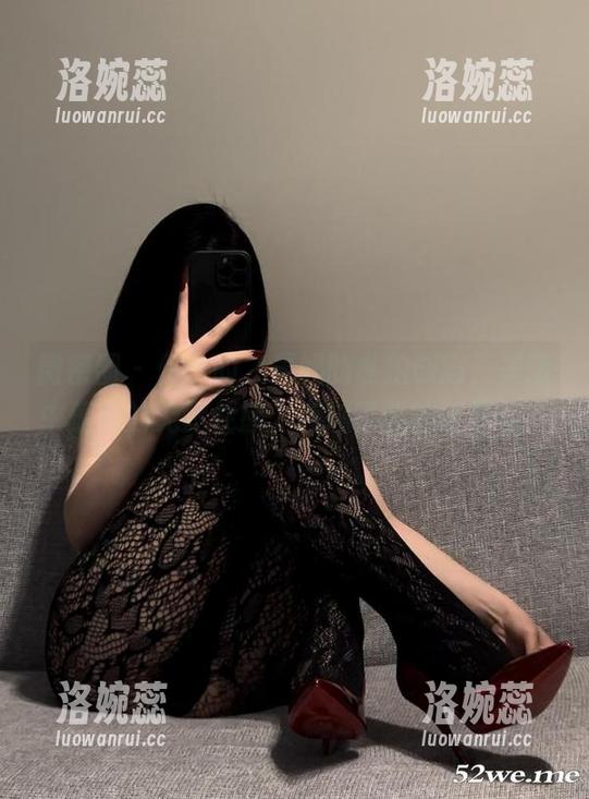 微密圈 - 保守的二舅妈的私拍创意，美图中蕴藏的无尽性感，点燃了我的好奇心。