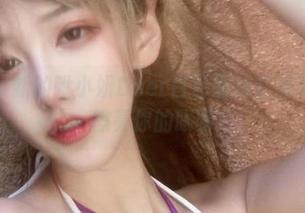 别停！最新的啾小妍Deer白色图片在图库里等待擦亮你的眼睛