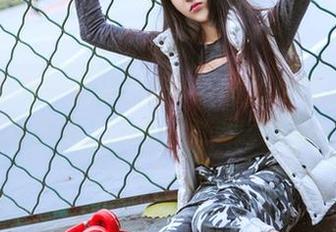 头条女神 - 新鲜出炉！神琦泽步献上的裸足作品，让人一秒想起沙滩…