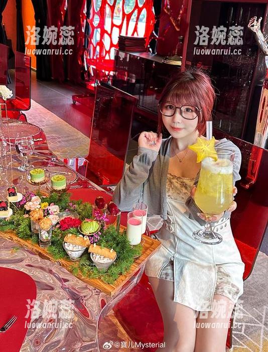 宝儿mysterial 宝儿mysterial的视角:奶牛的另一面–还原,那是无圣光和原图的结合。