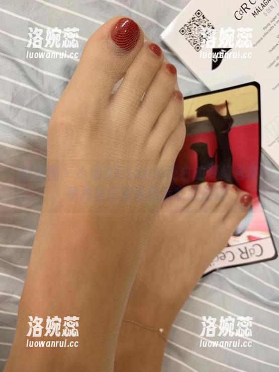 微密圈 - 小仙女ELaine纯白的梦幻合集，照片里悄悄藏着诗意的旋律