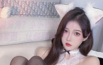 穿越到深海？小小奶瓶儿的无圣光珍珠人鱼套图，让你假装“潜”了进去！