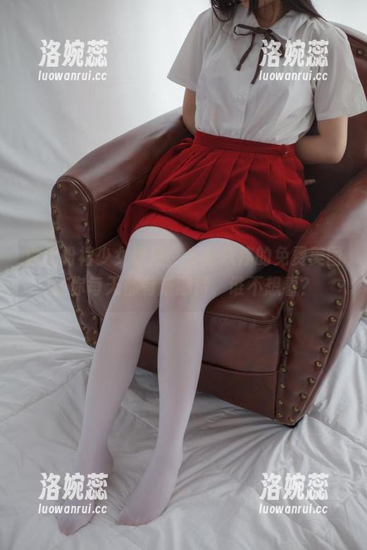 白丝粉裙少女登场，少女秩序的免费美图让你每天都有新期待，谁不想看？