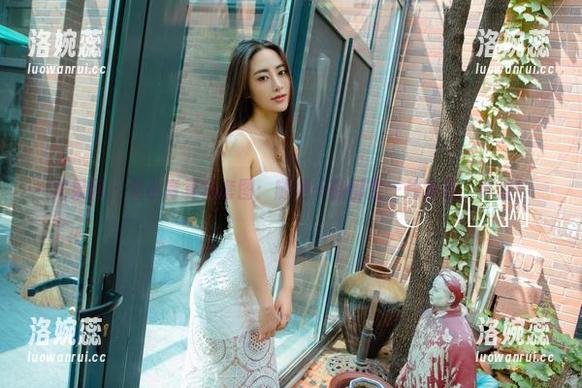 尤果网 - 艾小青夏日套图：随便一翻都是一片阴凉，真香！