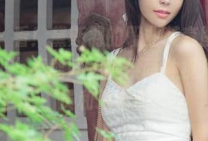 尤果网 - 看！黛斯羽的职业装套图，谁说“无圣光”不能同步提供两种视角：接待员和忍者！