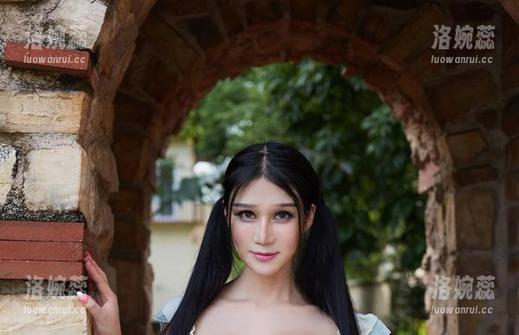 尤物馆 - 俞公主圣诞写真合集，不一样的火树银花般的胖胖节日氛围