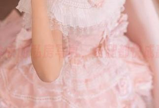 幼水铃衣的私房写真，长腿都快成赢家了