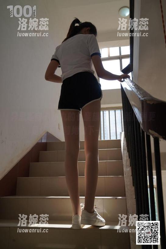 异思趣向 - 小九的长腿旗袍，最新原图更是让人期待她的下一个走秀！