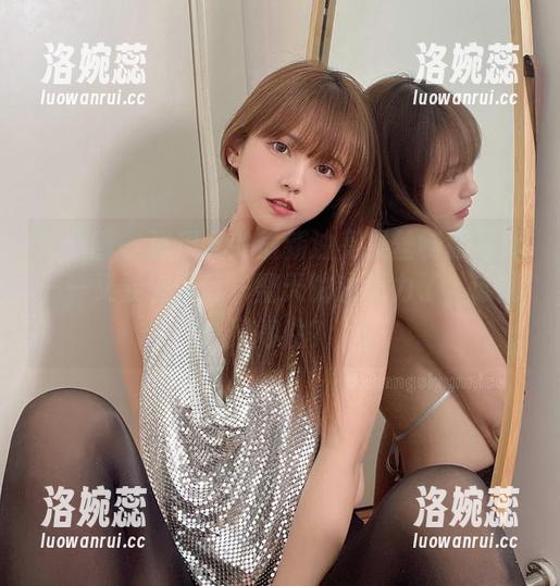 张思允 微密圈 - 张思允的最新油亮黑丝制服写真——又要破坏我一整天的注意力了,谁能顶得住?
