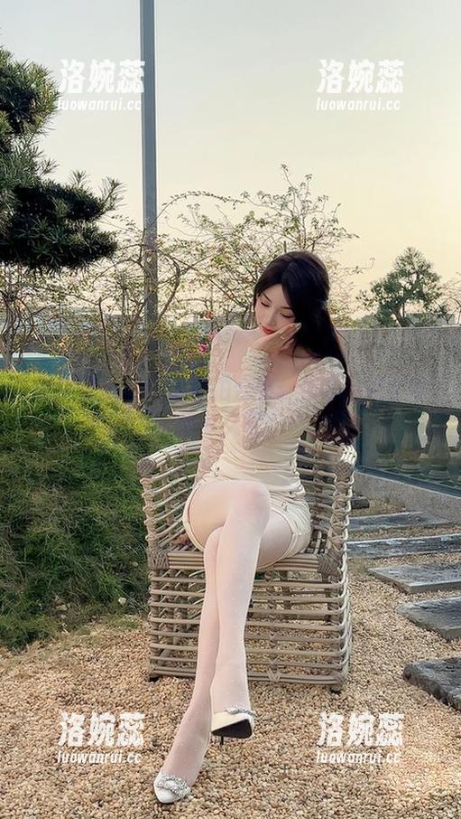 微密圈 - 徐莉芝自拍合集：你的目光会停留多久呢？