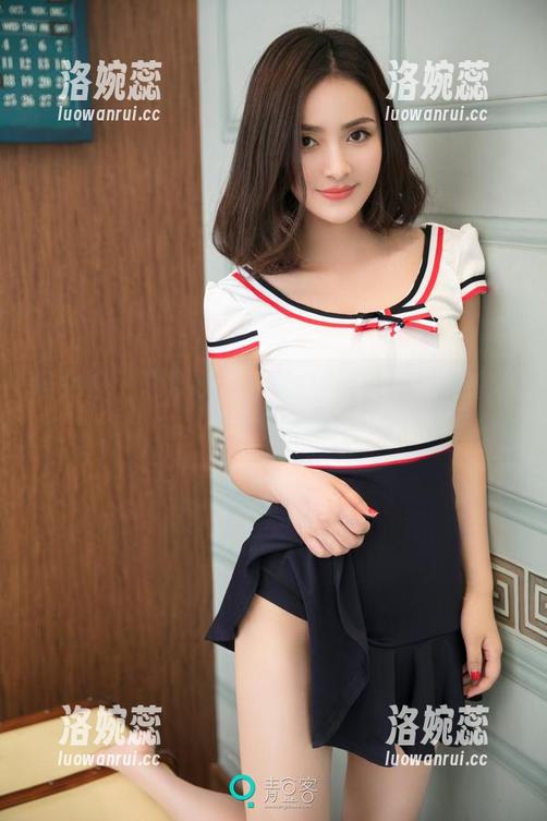 推女神 - 思淇Sukiii的校服资源，诱惑不只在表面哦