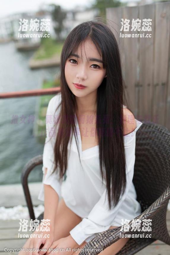 推女神 - 莫雅淇的厨娘系列：料理与欢乐，作品集分享让你捧腹不止！