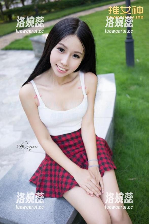 推女神 - 颖莹儿YY的私房图，透明到让人想要一探究竟。