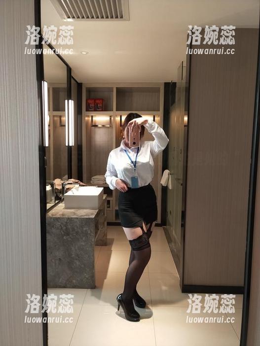 姐姐也说无颜小天使wy的私拍是她的“美食”，真能吃！