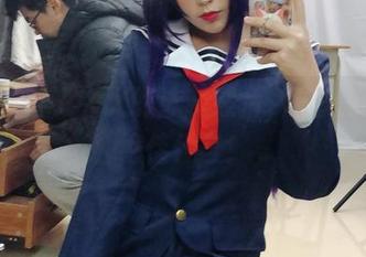 每一张杏子夫人的泳装照片，都是夏天的绝佳代言！