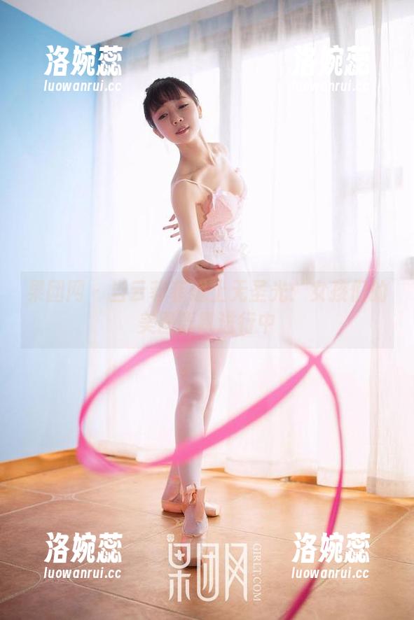 果团网 - 当云菲菲遇上无圣光：女孩们的美图轰趴进行中