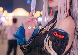 每一张都像在讲故事，桃墨公子的八重神子高清套图在脑海里循环往复！