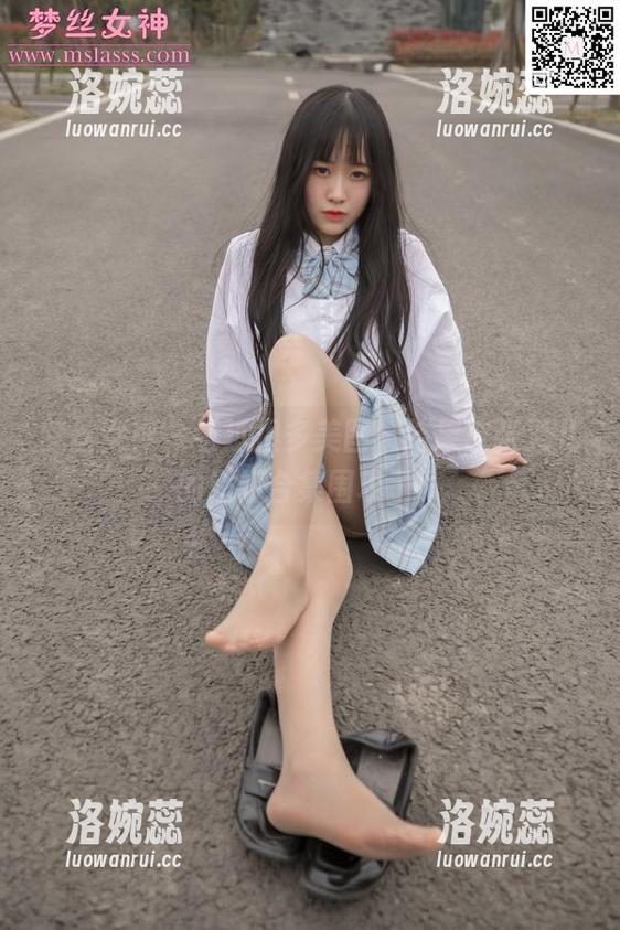 梦丝女神 - 看过很多美图，结果被张灵儿的姐姐合集围攻了！