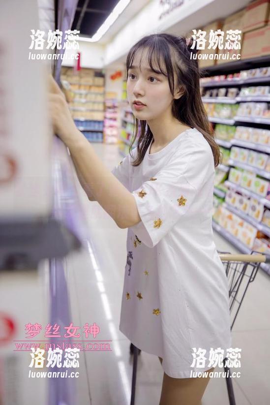梦丝女神 - 看了璇璇的JK系列高清美图，脑袋里就翻滚着各种念头……