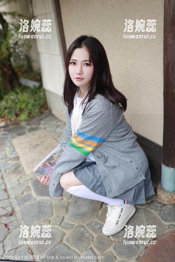 模范学院 - 办公室的“并不严肃”——SiByl李思宁私拍图集里的奇妙