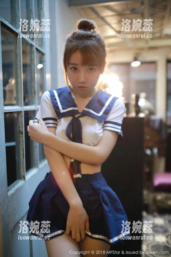 模范学院 - 在郭忆然的镂空分享中，我开始思考这算不算“无处不在”的另一种表达。