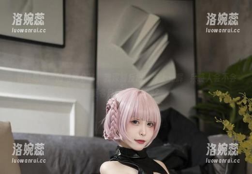 看樱岛嗷一的写真分享，我深刻反思：穿上光辉μ兵装人会不会莫名自信增强十倍？