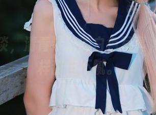 私房杂谈，清青琴玖的白色写真，像糖一样甜但不腻。