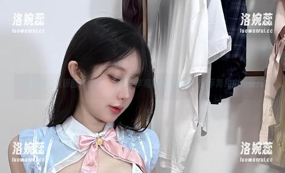 微密圈 - 从原图到精选，火龙果羊和她的体操服，展示简约中的张扬