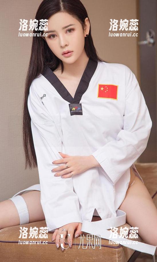 爱尤物 - 肉丝图集，周于希把美好又藏在人群里，要不要瞧一瞧？