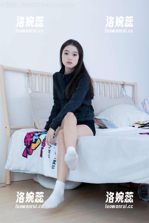 物恋传媒 - 看到婷婷的浴室写真，脑海里忽然涌现出一堆清凉的想法…
