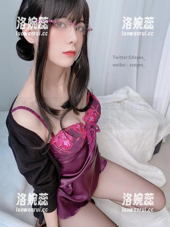 眼酱大魔王w大驾光临，女王套图合辑你还不快来一睹为快？！