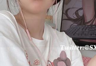 眼酱大魔王w的在线黑丝居家，高清镜头不怕比拼！